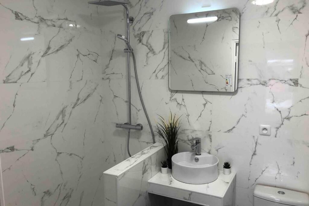 Fratellini 3 Bedroom Bright And Design Saint-Ouen  Exterior foto